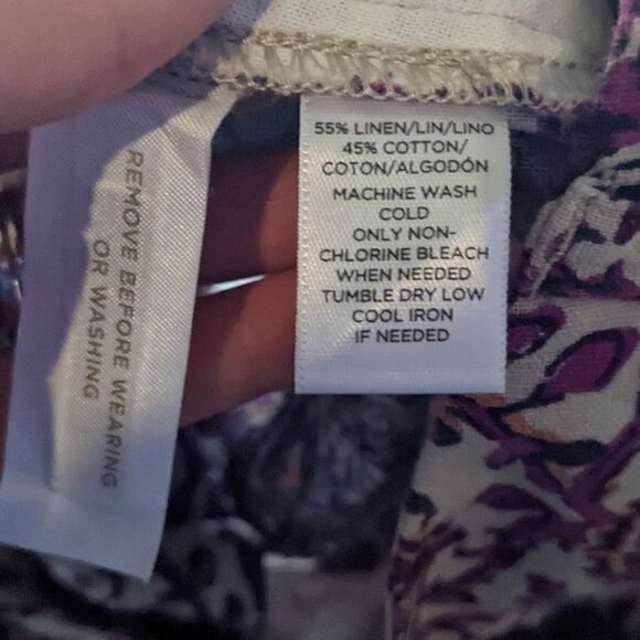 LOFT paisley print purple off whiteLightweight, breathable, & super cute shorts - Picture 10 of 12